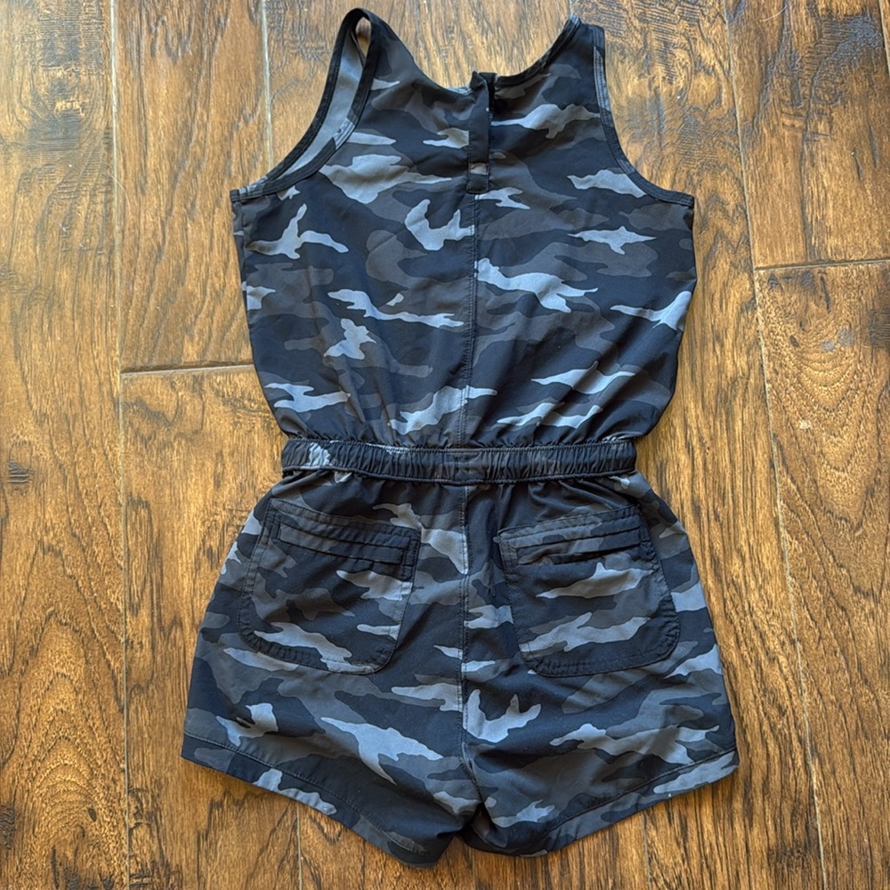 Athleta girl camo romper, size medium (8/10) - Picture 9 of 10